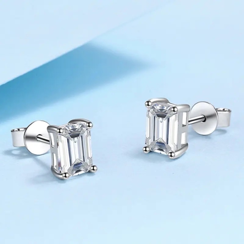 0.5ct Emerald Cut Rectangular Simulated Diamond P… - image 6